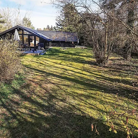 4 Star In Vaeggerlose * Boto By