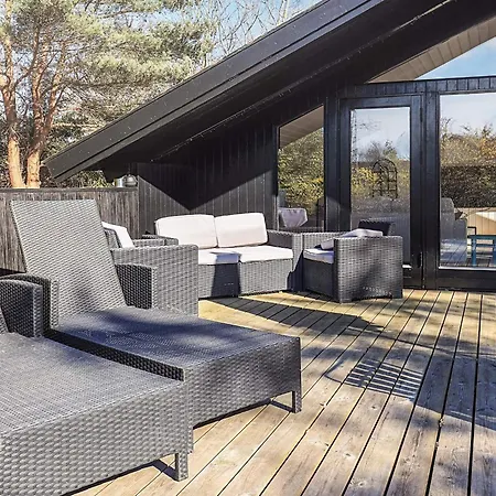 4 Star In Vaeggerlose * Bøtø By