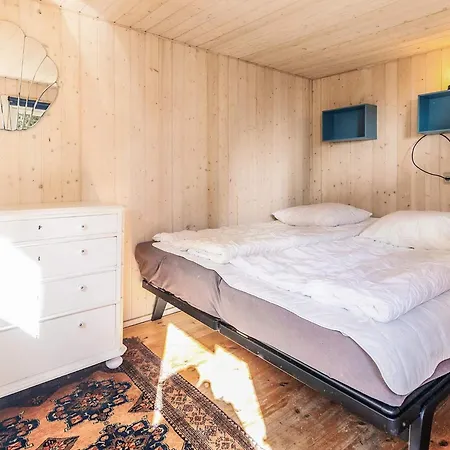 4 Star In Vaeggerlose بيت للعطل Bøtø By