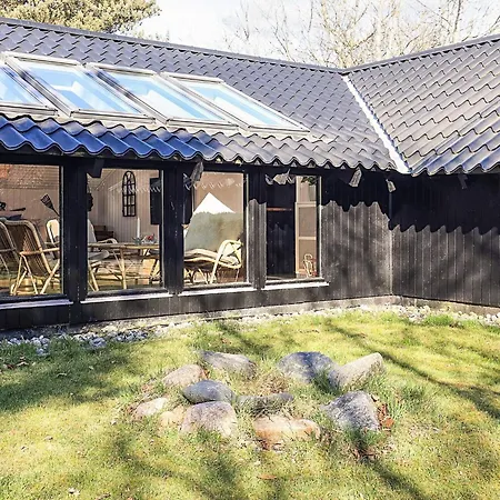 Hébergement de vacances 4 Star In Vaeggerlose Bøtø By