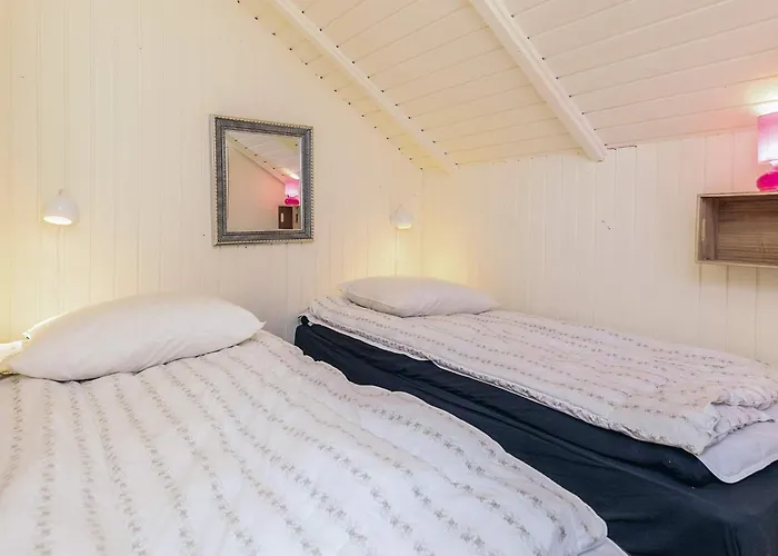 Semesterbostad 4 Star In Vaeggerlose Bøtø By