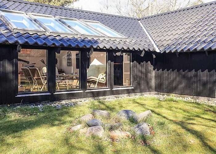 Semesterbostad 4 Star In Vaeggerlose Bøtø By